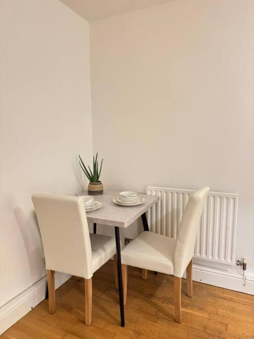 Apartment In Angel. London Bagian luar foto