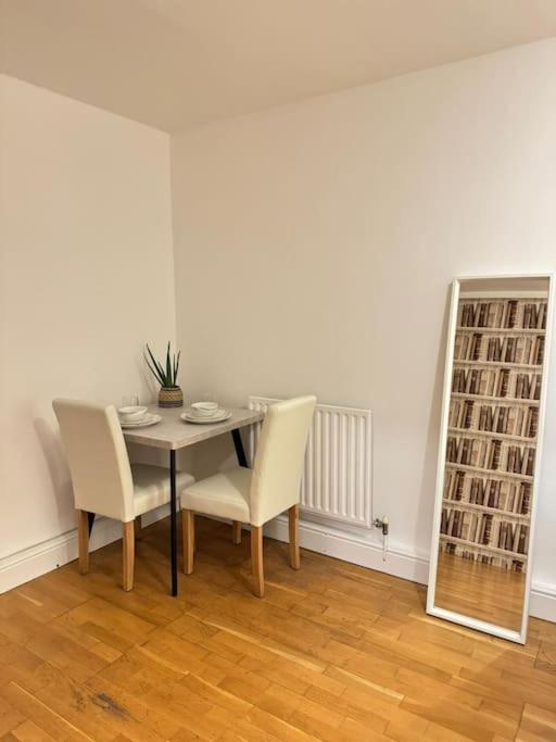 Apartment In Angel. London Bagian luar foto